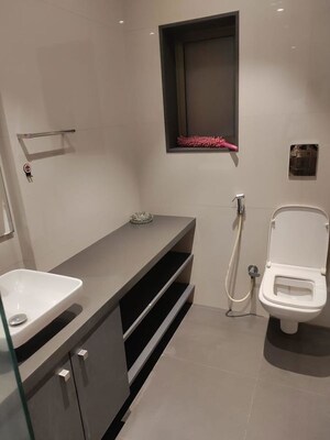 Team Area in 3 BHK Apartment at Venus Apartments Cuffe Parade, Cuffe Parade – for Rent