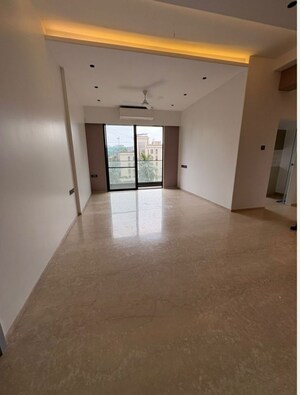 Room in 3 BHK Apartment at S Raheja New Light, Khar West – for Rent