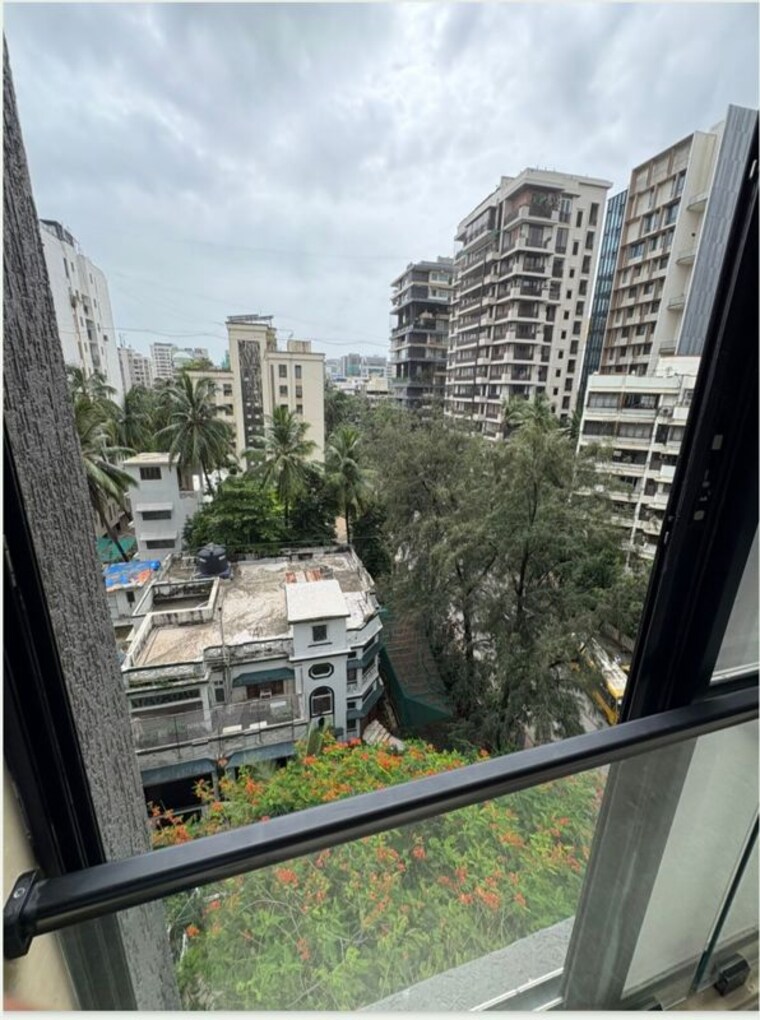 Balcony, s-raheja-new-light 3 Bedroom 1286 Sq.Ft. Apartment In Khar West Mumbai 10350964