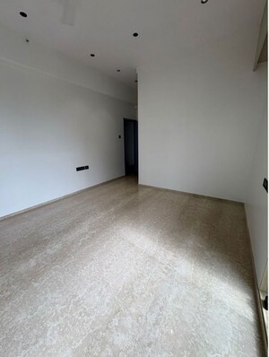 Room in 3 BHK Apartment at S Raheja New Light, Khar West – for Rent