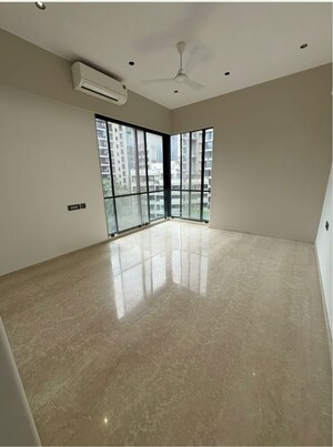 Room in 3 BHK Apartment at S Raheja New Light, Khar West – for Rent