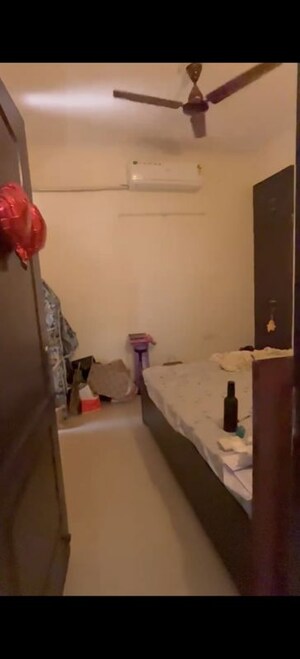 Furnished Amenities in 3 BHK Apartment at Gardenia Glory, Sector 46 – for Rent
