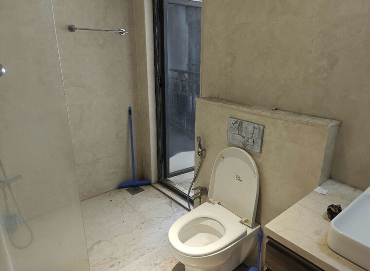 Bathroom, omkar-vive 2 Bedroom 750 Sq.Ft. Apartment In Kurla Mumbai 10351019