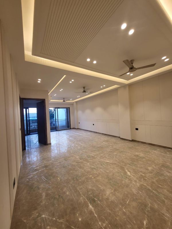 3 BHK + Pooja Room,Servant Room Builder Floor For Rent in Greater Kailash I