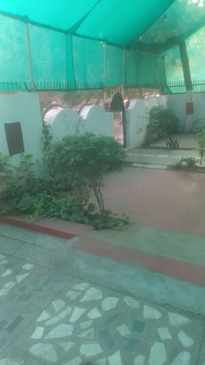 Swimming Pool in 3 BHK Independent House at Gomti Nagar – for Rent
