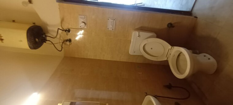 Bathroom, sector 28 3 Bedroom 2700 Sq.Ft. Independent House In Sector 28 Faridabad 10351017