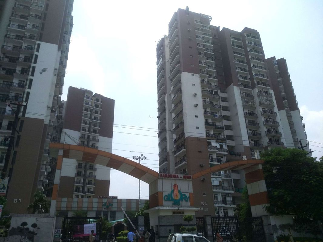 3.5 BHK + Study Room 1750 Sq.Ft. Apartment in Gardenia Glory