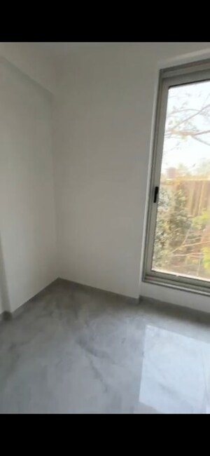 Room in 2 BHK Apartment at Gurukrupa CHS Andheri West, Andheri West – for Rent