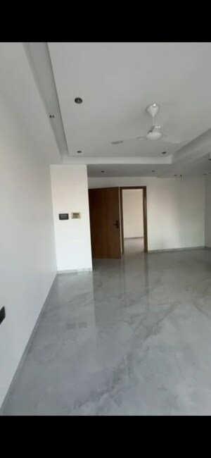 Building Lobby in 2 BHK Apartment at Gurukrupa CHS Andheri West, Andheri West – for Rent