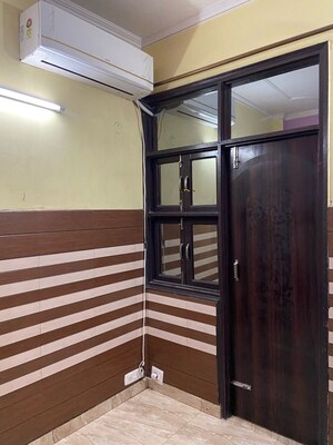 Room in 1 BHK Apartment at Palam Vihar Residents Association, Palam Vihar – for Rent