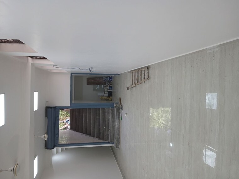 Hall, lajpat nagar ii Commercial Showroom 900 Sq.Ft. In Lajpat Nagar ii Delhi 10351038