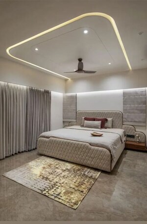 Bedroom in 4 BHK Builder Floor at BPTP Amstoria, Sector 102 – for Sale