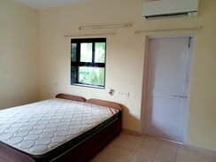 2 BHK Apartment For Rent in Sunaina Apartments Santacruz