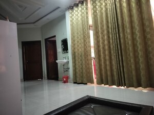 Building Lobby in 6 BHK Independent House at Gomti Nagar – for Sale