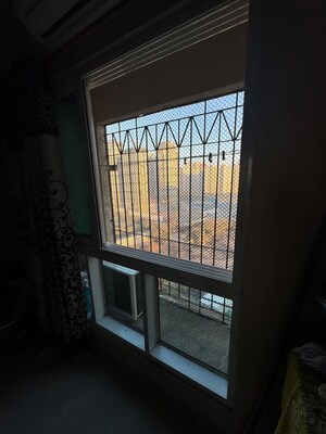 Room in 2 BHK Apartment at Dosti West County Phase 4 Dosti Pine, Balkum Pada – for Sale