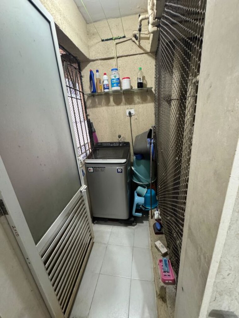 Balcony, dosti-west-county-phase-4-dosti-pine 2 Bedroom 650 Sq.Ft. Apartment In Balkum Pada Thane 10351147