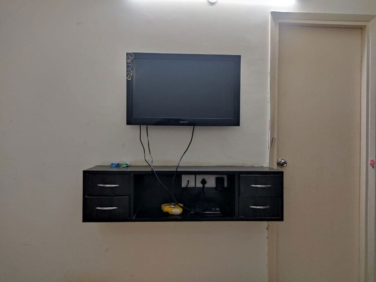 undefined, gaur-14th-avenue-high-street 2 Bedroom 1040 Sq.Ft. Apartment In Sector 16c Greater Noida Greater Noida 10351173