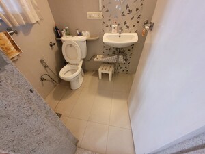 Bathroom in 4 BHK Villa at Ashok Nagar – for Rent
