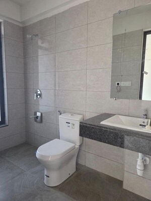 Bathroom in 5 BHK Apartment at Kalpataru Magnus, Bandra East – for Rent