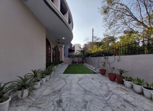 6+ BHK Independent House – Exterior View View at Sector 39 - for Sale