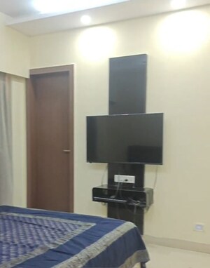 Master Bedroom in 4 BHK Apartment at K Raheja Raheja Classique, Andheri West – for Rent