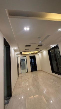 3 BHK + Servant Room Builder Floor For Rent in Greater Kailash Part 3