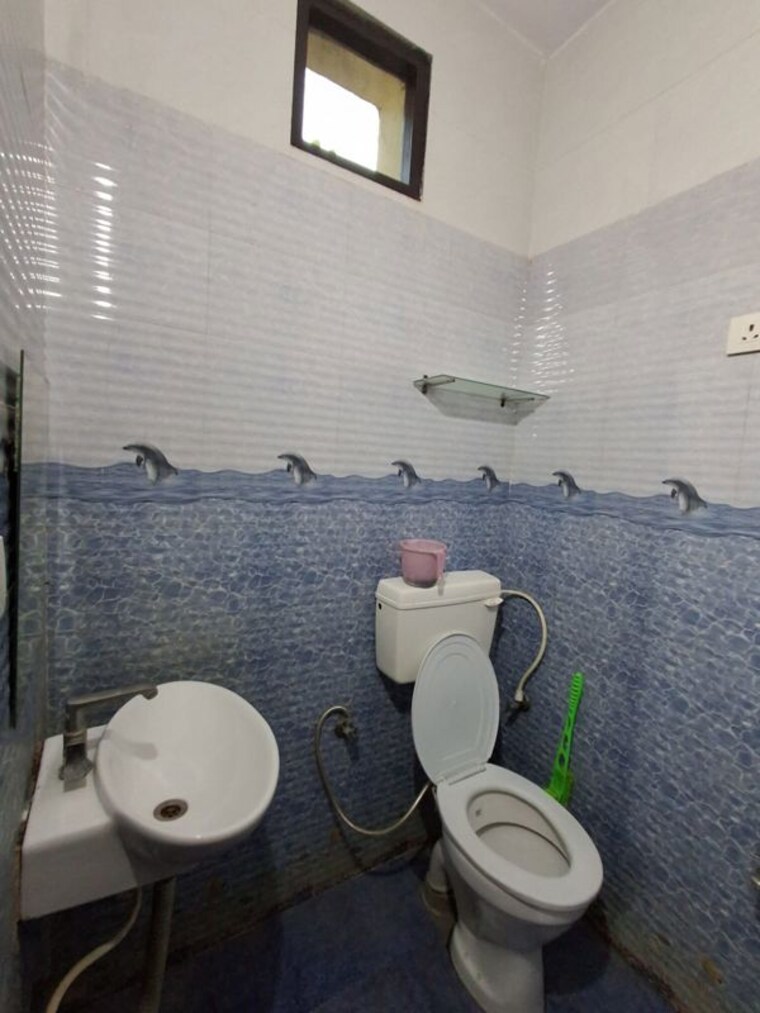 Bathroom, rho 2 greater noida 2 Bedroom 1350 Sq.Ft. Builder Floor In Rho 2 Greater Noida Greater Noida 10351227