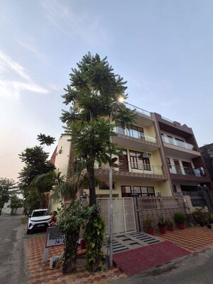 2 BHK Builder Floor – Exterior View View at Rho 2 Greater Noida - for Rent