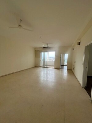 Room in 2 BHK Apartment at Ireo Skyon, Sector 60 – for Sale