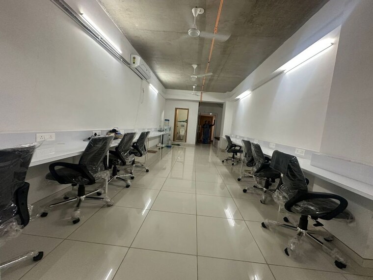 Team Area, gota Commercial Office Space 1041 Sq.Ft. In Gota Ahmedabad 10351311