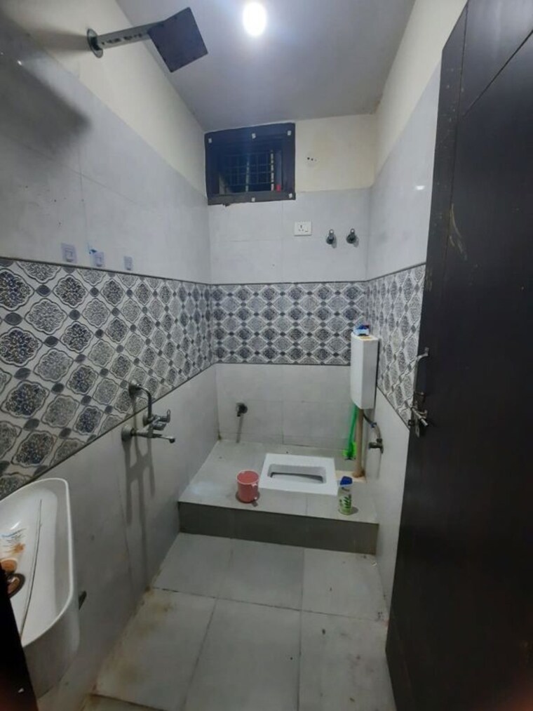 Bathroom, bindal-enclave 3 Bedroom 1200 Sq.Ft. Apartment In Phi Iv Greater Noida Greater Noida 10351304