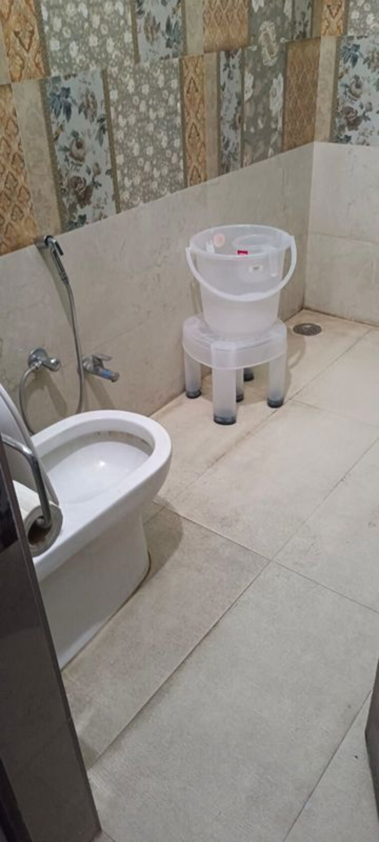 Bathroom, indira nagar 2 Bedroom 1100 Sq.Ft. Builder Floor In Indira Nagar Lucknow 10351353