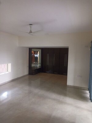 Room in 3 BHK Apartment at Rohan Madhuban, Bavdhan – for Sale