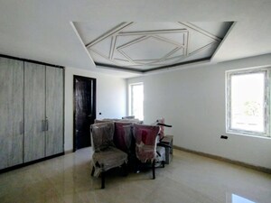4 BHK Builder Floor For Sale in Sector 28