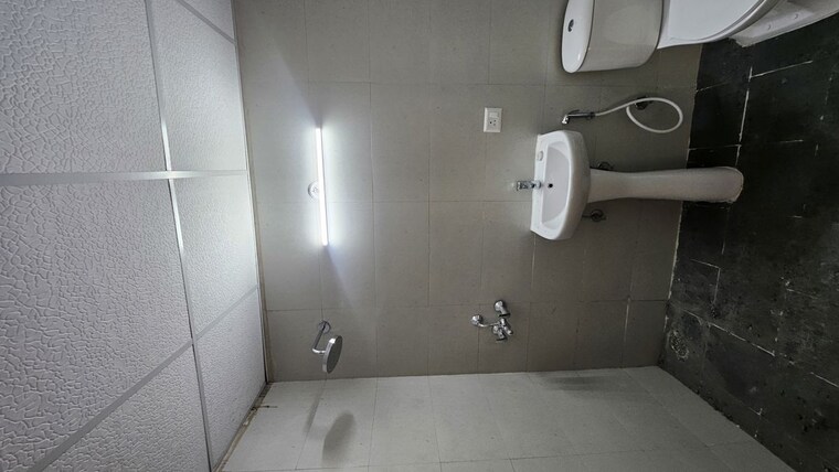Bathroom, samridhi-luxuriya-avenue 3 Bedroom 1395 Sq.Ft. Apartment In Sector 150 Noida 10351430