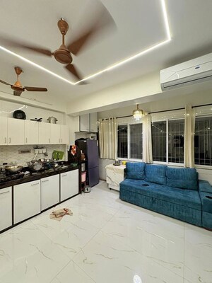 1 BHK Apartment For Rent in Aparna  Juhu, Juhu