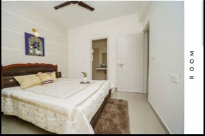 3 BHK Apartment For Sale in Sare Crescent Parc Green Parc II, Sector 92