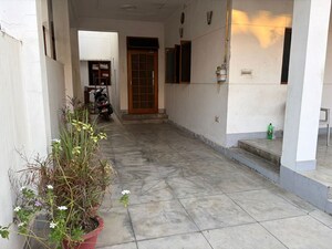 Parking in 4 BHK Independent House at Vipul Khand – for Sale