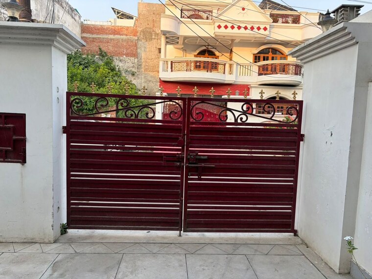 Exterior View, vipul khand 4 Bedroom 2125 Sq.Ft. Independent House In Vipul Khand Lucknow 10351499