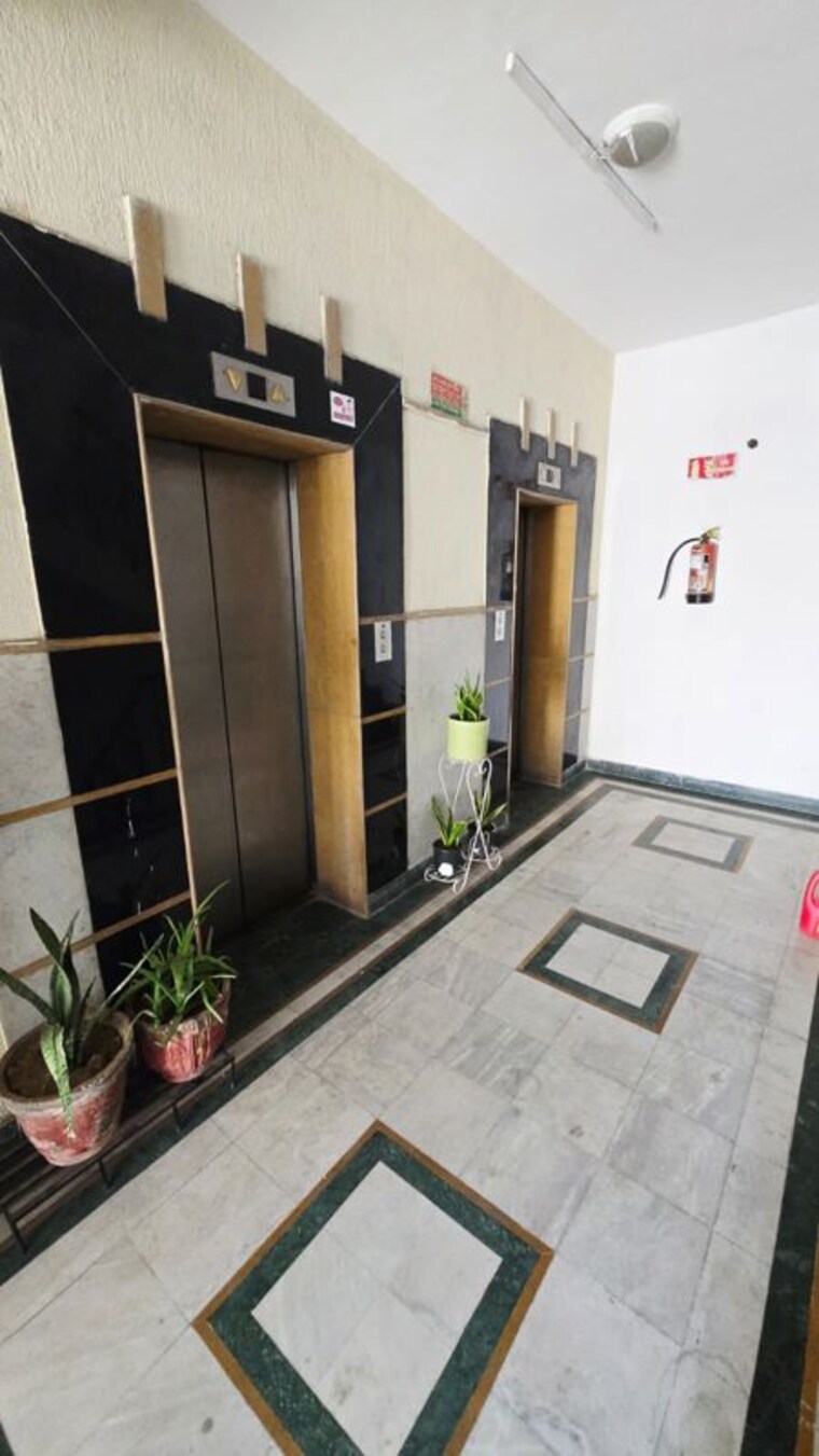 Kitchen, eldeco-green-meadows 3 Bedroom 1840 Sq.Ft. Apartment In Pi Greater Noida Greater Noida 10351524