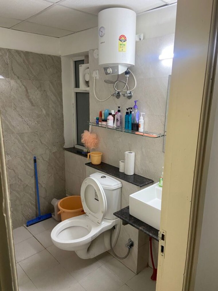Bathroom, sushma-joynest-zrk 2 Bedroom 1200 Sq.Ft. Apartment In Ghazipur Zirakpur 10351482