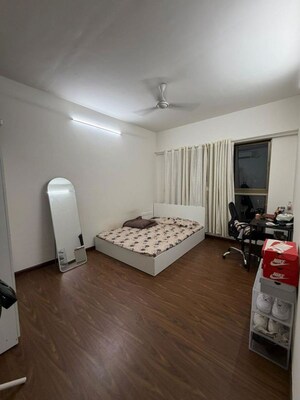 Master Bedroom in 2 BHK Apartment at Rajesh Raj Infinia, Malad West – for Rent