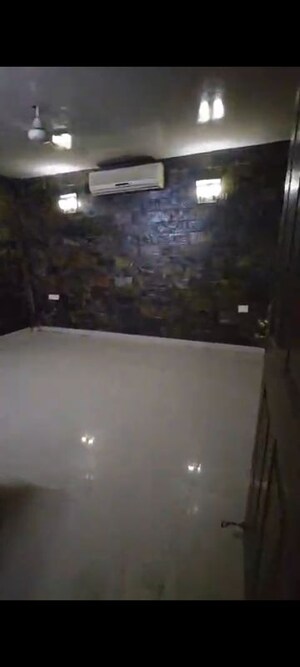 Room in 3 BHK Builder Floor at Greater Kailash ii – for Sale