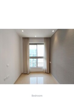2 BHK + Extra Room Apartment For Rent in Hiranandani Highland