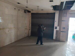  Showroom For Rent in Elgin