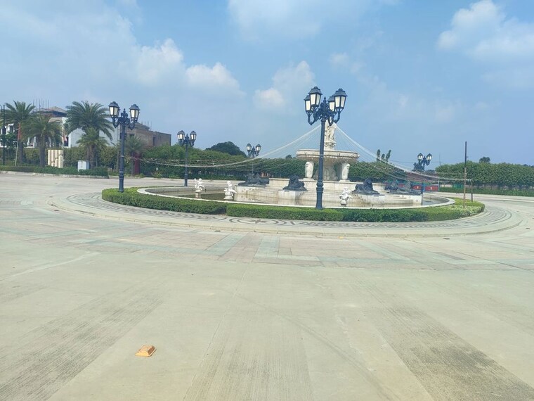 Garden, omaxe-metro-city  1756 Sq.Ft. Plot In Kalli Paschim Lucknow 10351570