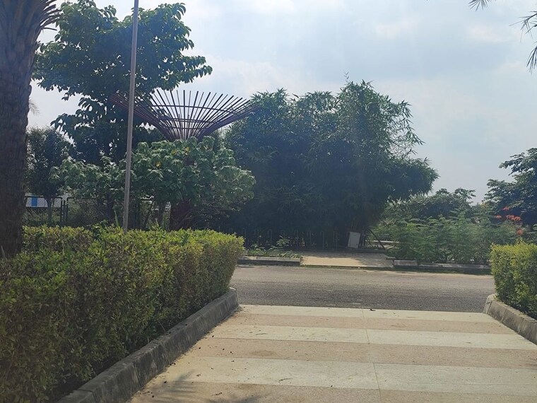 Garden, omaxe-metro-city  1756 Sq.Ft. Plot In Kalli Paschim Lucknow 10351570