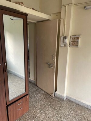 Bedroom in 1 BHK Apartment at Rambaug Colony – for Rent