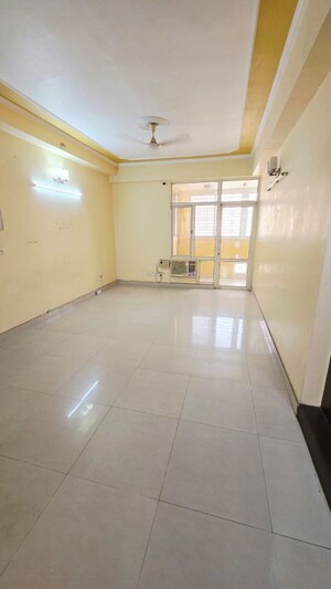 Kitchen in 3 BHK Apartment at Eldeco Green Meadows, Pi Greater Noida – for Rent