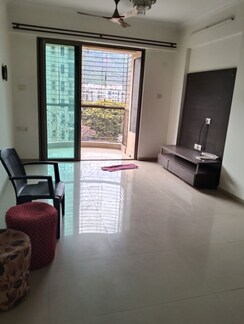 2 BHK Apartment For Rent in Runwal Pride